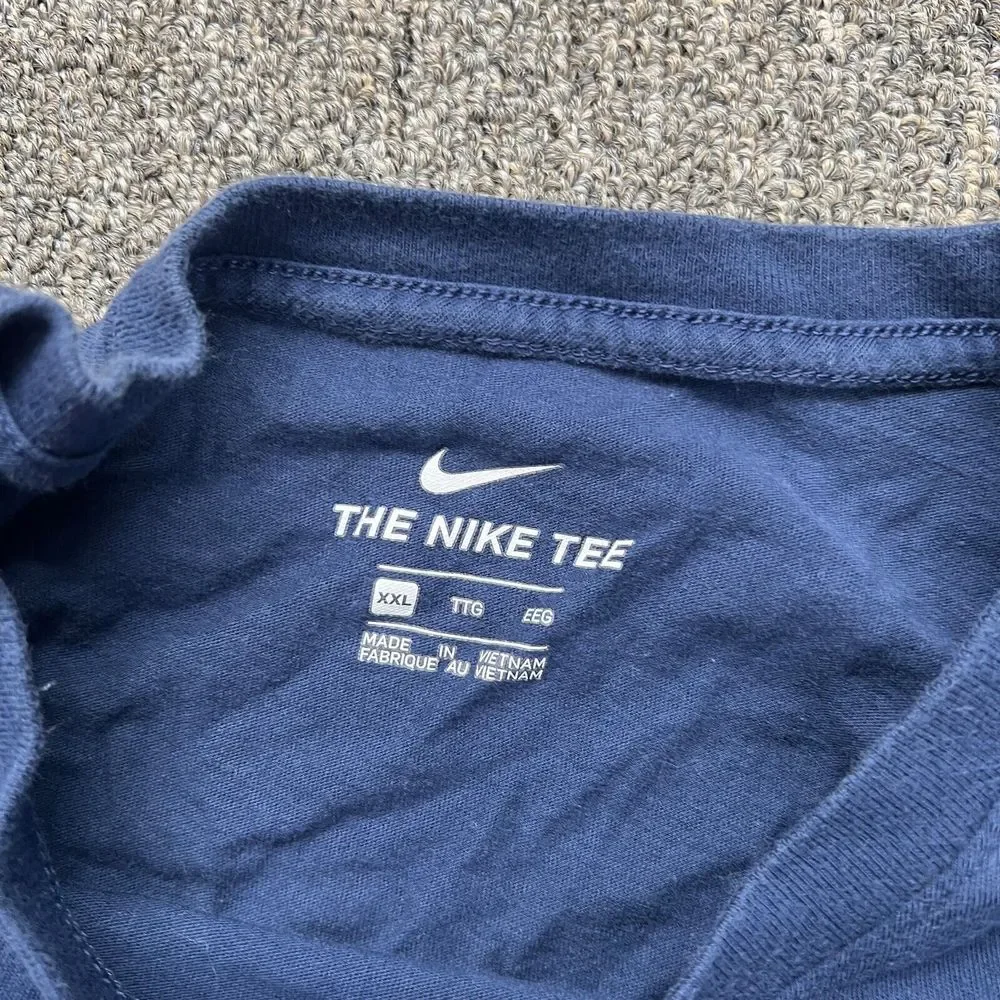 Nike Shirt Men 2XL Blue Short Sleeve Cotton Embroidered Logo Swoosh The Nike Tee - Picture 10 of 15